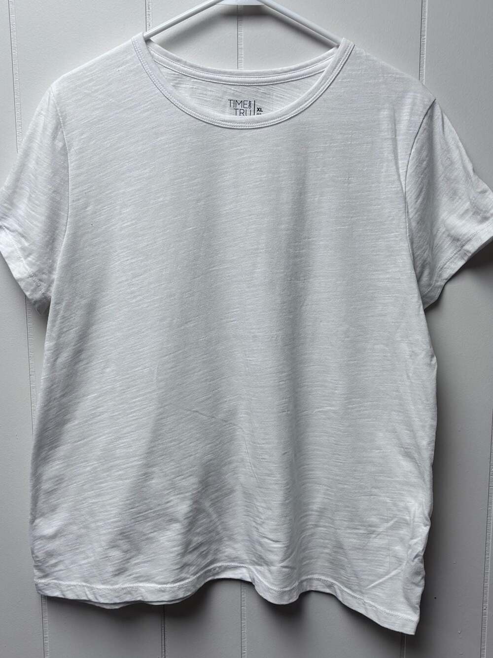 Time and Tru White Short Sleeve Crew Neck T-Shirt XL 16-18